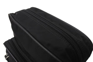 PRADA プラダショルダーバッグ トライアングルロゴ 三角ロゴ ブラック ナイロン レザー シルバー金具 美品 中古 64782 