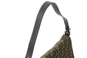 FENDI フェンディ ズッカ柄 マンマバケット ワンショルダーバッグ ブラウンロゴ コットンキャンバス レザー 美品 中古 64784 