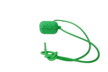 Load image into Gallery viewer, BOTTEGA VENETA ボッテガヴェネタ イントレチャート ラバーシリコン AirPodsProケース パラキート 美品 中古 64837
