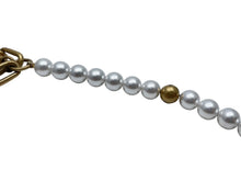 画像をギャラリービューアに読み込む, 新品同様 LouisVuitton ルイヴィトン ウォレットチェーン チェインベルトパールバッグチャーム M01689 グラスパール GP 中古 64860