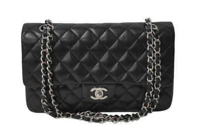 極美品 CHANEL シャネル チェーンショルダーバッグ マトラッセ25 Wフラップラップ ブラックシルバー 11番台 中古 64874