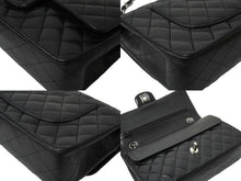Load image into Gallery viewer, 極美品 CHANEL シャネル チェーンショルダーバッグ マトラッセ25 Wフラップラップ ブラックシルバー 11番台 中古 64874