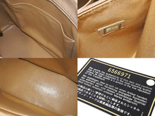 Load image into Gallery viewer, CHANEL シャネル 復刻トートバッグ マトラッセ ココマーク 6番台 A01804 キャビアスキン ベージュ ゴールド金具 美品 中古 64890