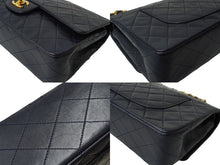 Load image into Gallery viewer, CHANEL シャネル マトラッセ Wフラップチェーンショルダーバッグ 1番台 ラムスキン 25cm ネイビー ゴールド金具 中古 64892