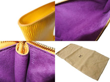 Load image into Gallery viewer, 極美品 LouisVuitton ルイヴィトン エピ ポシェット アクセソワール アクセサリーポーチ ハンドバッグ M52959 イエロー 中古 64899