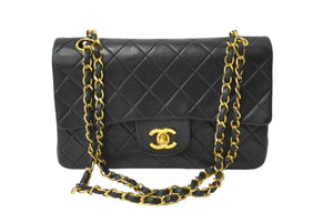 CHANEL シャネル チェーンショルダーバッグ Wフラップ マトラッセ 23cm ココマーク ラムスキン 1番台 ブラック ゴールド金具 美品 中古 64907