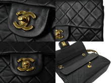 Load image into Gallery viewer, CHANEL シャネル チェーンショルダーバッグ Wフラップ マトラッセ 23cm ココマーク ラムスキン 1番台 ブラック ゴールド金具 美品 中古 64907