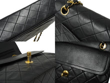 Load image into Gallery viewer, CHANEL シャネル チェーンショルダーバッグ Wフラップ マトラッセ 23cm ココマーク ラムスキン 1番台 ブラック ゴールド金具 美品 中古 64907