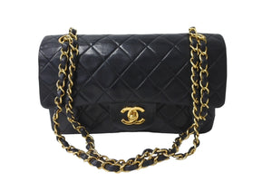 CHANEL シャネル チェーンショルダーバッグ Wフラップ マトラッセ 23cm ココマーク ラムスキン 2番台 ブラック ゴールド金具 美品 中古 64939
