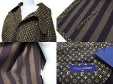 Load image into Gallery viewer, 新品同様 LOUISVUITTON NIGO ルイヴィトン ニゴ ケープ ジャケット 22S マイクロモノグラム コットン ブラウン サイズM 中古 64973