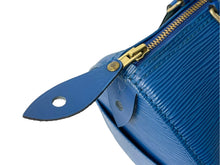 Load image into Gallery viewer, LouisVuitton ルイヴィトン スピーディ25 ボストンバッグ M43015 VI0994 エピレザー ブルー ゴールド金具 美品 中古 65035