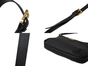 FENDI フェンディショルダーバッグ ズッカ柄 8BT206 PVC レザー ブラック ロゴプレート ゴールド金具 美品 中古 65036 
