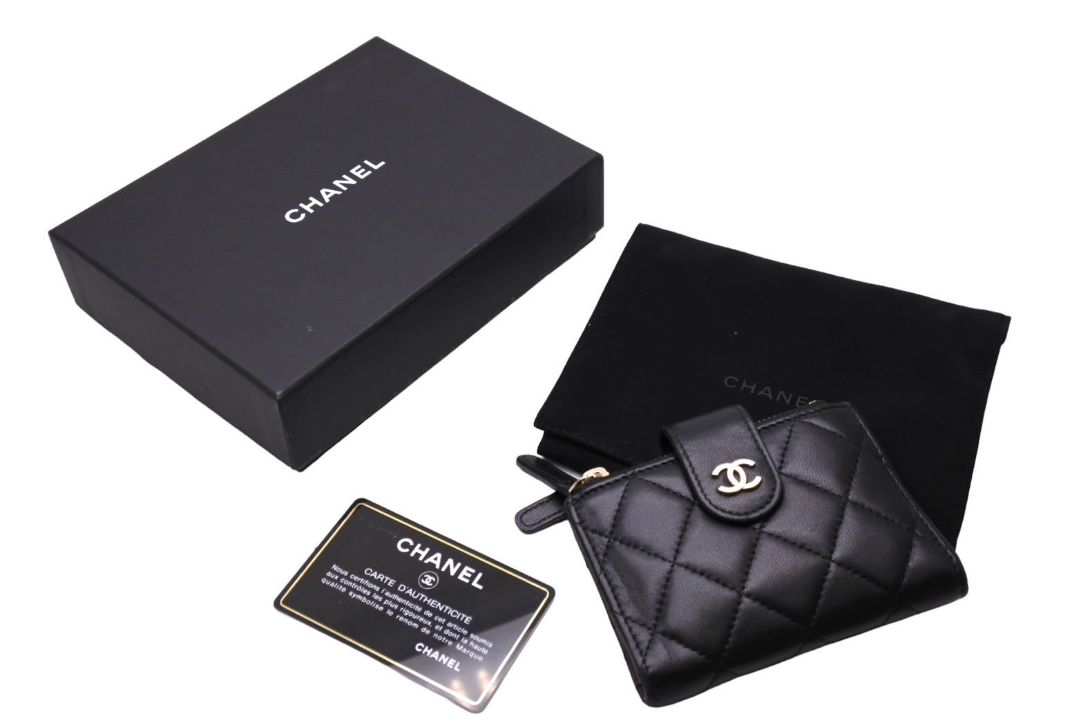 CHANEL シャネル マトラッセ 二つ折り財布 ココマーク 31番台 