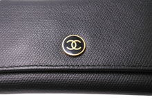 Load image into Gallery viewer, CHANEL シャネル キーケース ココマーク 8番台 2003年 カーフレザー ブラック ゴールド金具 美品 中古 65115