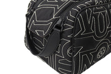 画像をギャラリービューアに読み込む, 極美品 LOUIS VUITTON ルイヴィトン スノー カプセル コレクション ドップキット クラッチバッグ M21435 ブラック 中古 65156