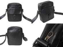 Load image into Gallery viewer, BOTTEGAVENETA ボッテガヴェネタ ショルダーバッグ イントレチャート 113092 V4651 1000 ブラック レザー 美品 中古 65161
