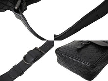 Load image into Gallery viewer, BOTTEGAVENETA ボッテガヴェネタ ショルダーバッグ イントレチャート 113092 V4651 1000 ブラック レザー 美品 中古 65161