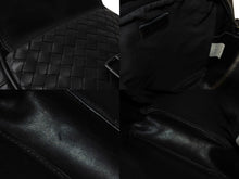 Load image into Gallery viewer, BOTTEGAVENETA ボッテガヴェネタ ショルダーバッグ イントレチャート 113092 V4651 1000 ブラック レザー 美品 中古 65161