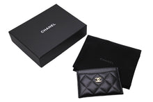 Load image into Gallery viewer, 極美品 CHANEL シャネル マトラッセ カードケース ブラック キャビアスキン ココマーク ランダム ロゴ 小物 ウォレット 中古 65179