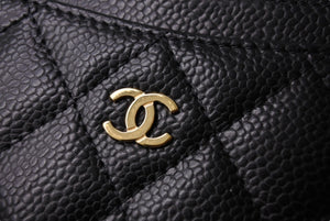 極美品 CHANEL シャネル マトラッセ カードケース ブラック キャビアスキン ココマーク ランダム ロゴ 小物 ウォレット 中古 65179