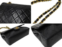 Load image into Gallery viewer, CHANEL シャネル チェーンショルダーバッグ Wフラップ マトラッセ23 ラムスキン 1番台 1990年 ブラック ゴールド 美品 中古 65188