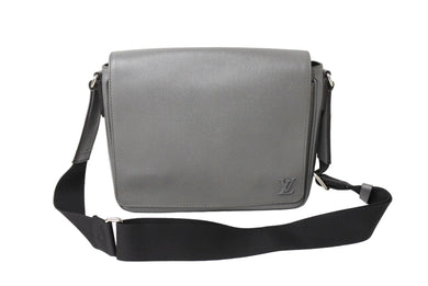 LouisVuitton ルイヴィトン ディストリクトPM NV3 タイガ ショルダーバッグ M30851 ICタグ タイガレザー グレー 美品 中古 65192