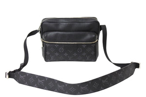 極美品 LOUIS VUITTON ルイ ヴィトン エクリプス アウトドア メッセンジャーPM ショルダーバッグ M30233 ブラック 中古 65194