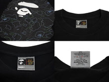 Load image into Gallery viewer, A BATHING APE KAWS アベイシングエイプ カウズ 半袖Ｔシャツ コラボ ブラック サイズL プリント ベイプ 美品 中古 65233