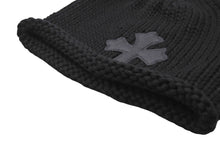 Load image into Gallery viewer, 新品未使用 ChromeHearts クロムハーツ ニットキャップ セメタリークロスパッチ クロスボタン コットン シルバー925 ONESIZE 65246