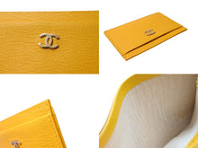 Load image into Gallery viewer, CHANEL シャネル カードケース ココマーク 6番台 2000年 イエロー レザー ゴールド金具 フランス製 中古 65268