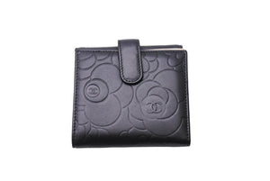 CHANEL シャネル 三つ折り財布 カメリア ココマーク ラムスキン Wホック 16番台 2012年 ブラック ゴールド金具 美品 中古 65280
