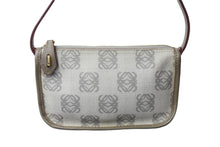 Load image into Gallery viewer, LOEWE ロエベ アナグラム ハンドバッグ ワンショルダーバッグ ポーチ キャンバス ゴールド金具 グレー 良品 中古 65306