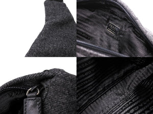 PRADA プラダショルダーバッグ トライアングルロゴ グレーコットン シルバー金具 美品 中古 65353 