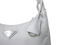 画像をギャラリービューアに読み込む, 未使用 PRADA プラダ ハンドバッグ ワンショルダー ナイロン ホーボー Re-Edition 2000 1NE515 ブルー 中古 65367 