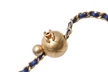 Load image into Gallery viewer, [USED/中古]CHANEL シャネル ショルダーバッグ ブルー ラムスキン ゴールド金具 Aランク 中古 65410