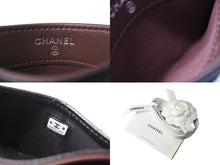Load image into Gallery viewer, 新品同様 CHANEL シャネル カードケース ココマーク キャビアスキン シリアルランダム ブラック シルバー金具 中古 65417 正規品