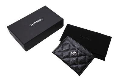 新品同様 CHANEL シャネル カードケース ココマーク キャビアスキン シリアルランダム ブラック シルバー金具 中古 65417 正規品