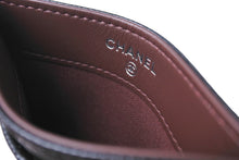 Load image into Gallery viewer, 新品同様 CHANEL シャネル カードケース ココマーク キャビアスキン シリアルランダム ブラック シルバー金具 中古 65417 正規品