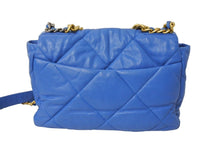 Load image into Gallery viewer, CHANEL シャネル シャネル19 ディズマフ マトラッセ 2WAY チェーン ショルダーバッグ 30番台 ライトブルー ラムスキン コンビ金具 ココマーク 美品 中古 65429