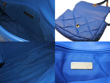 Load image into Gallery viewer, CHANEL シャネル シャネル19 ディズマフ マトラッセ 2WAY チェーン ショルダーバッグ 30番台 ライトブルー ラムスキン コンビ金具 ココマーク 美品 中古 65429