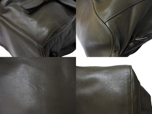 極美品 PRADA プラダ リュック デイパック トライアングルロゴ B2811L レザー シルバー金具 カーキ 中古 65474 