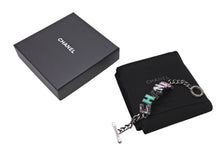 Load image into Gallery viewer, CHANEL シャネル ブレスレット ラインストーン 17P刻印 2017年スプリングコレクション マルチカラー シルバー 美品 中古 65483