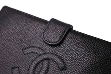 Load image into Gallery viewer, CHANEL シャネル 折り財布 長財布 がま口 デカココ キャビアスキン フランス製 ブラック ゴールド金具 美品 中古 65542