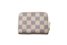 Load image into Gallery viewer, LOUIS VUITTON ルイ ヴィトン ジッピー コインパース コインケース N60229 ダミエアズール キャンバス ホワイト 美品 中古 65544