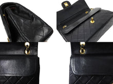 Load image into Gallery viewer, CHANEL シャネル マトラッセ ダブルフラップ25 ショルダーバッグ 1番台 ラムスキン ブラック ゴールド金具 美品 中古 65599
