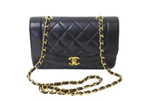 Load image into Gallery viewer, CHANEL シャネル シングルフラップ ダイアナマトラッセ22 ショルダーバッグ 2番台 A05289 ラムスキン 美品 中古 65601