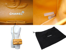 Load image into Gallery viewer, CHANEL シャネル マトラッセ23 Wフラップ Wチェーンショルダーバッグ 5番台 ラムスキン オレンジ シルバー金具 良品 中古 65626