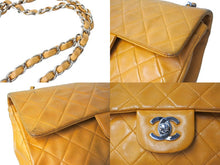 Load image into Gallery viewer, CHANEL シャネル マトラッセ23 Wフラップ Wチェーンショルダーバッグ 5番台 ラムスキン オレンジ シルバー金具 良品 中古 65626