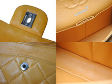 Load image into Gallery viewer, CHANEL シャネル マトラッセ23 Wフラップ Wチェーンショルダーバッグ 5番台 ラムスキン オレンジ シルバー金具 良品 中古 65626