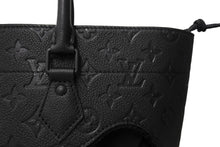 画像をギャラリービューアに読み込む, 新品同様 LOUIS VUITTON ルイヴィトン コムデギャルソン 川久保玲 トートバッグ M58661 ウィズホールズMM モノグラムアンプラント ブラック 中古 65693